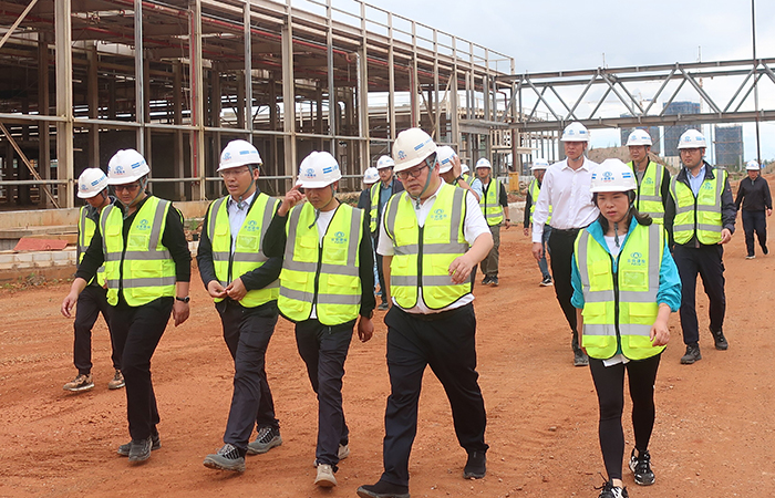 1656292777434118.jpg 小 調(diào)研云南綠色能源產(chǎn)業(yè)園建設(shè)項(xiàng)目2.jpg